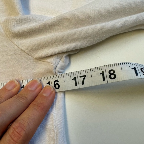 Vans cropped skater graphic daisy logo long sleeve white top women's size XS - Picture 5 of 8